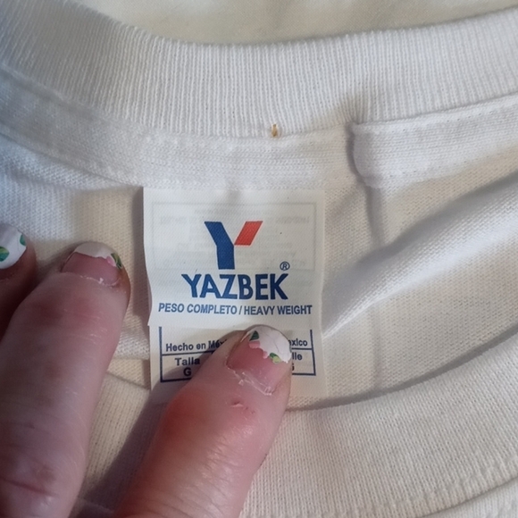 Yazbek brand super cute unisex t shirt - Picture 3 of 8